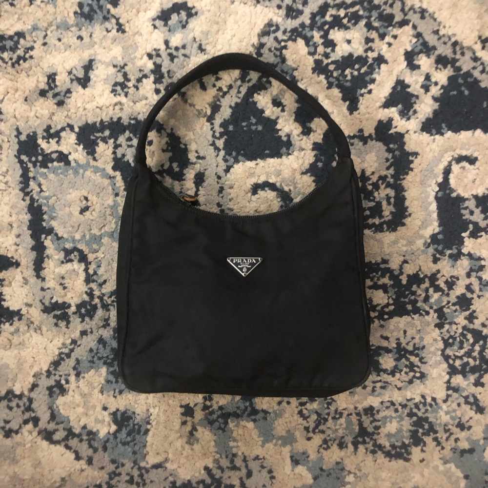 Y2K Vintage Prada MV515 Tessuto Nylon Mini Hobo Pochette in Black